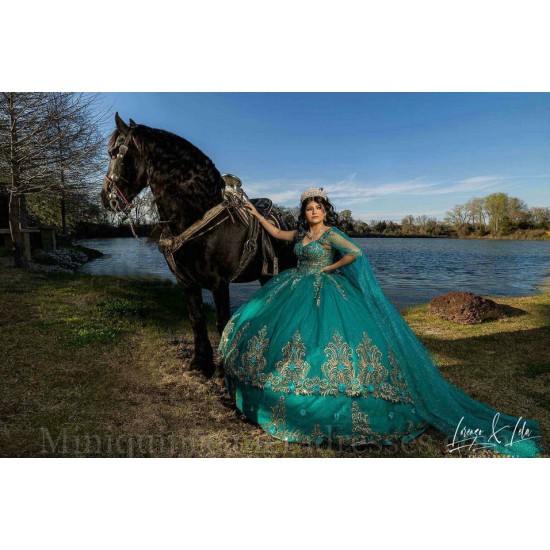 Cape Sleeve Emerald Green Quinceanera Dress Sweetheart Neck Sweet 15 Gowns Lace Appliques Vestidos De 15 Anos 2024 Instagram Gowns