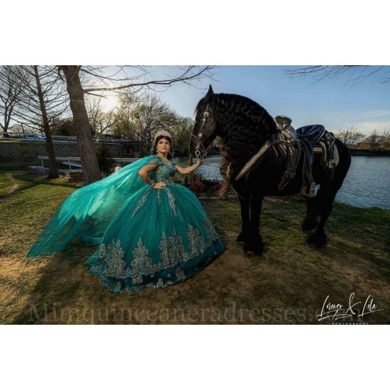 Cape Sleeve Emerald Green Quinceanera Dress Sweetheart Neck Sweet 15 Gowns Lace Appliques Vestidos De 15 Anos 2024 Instagram Gowns