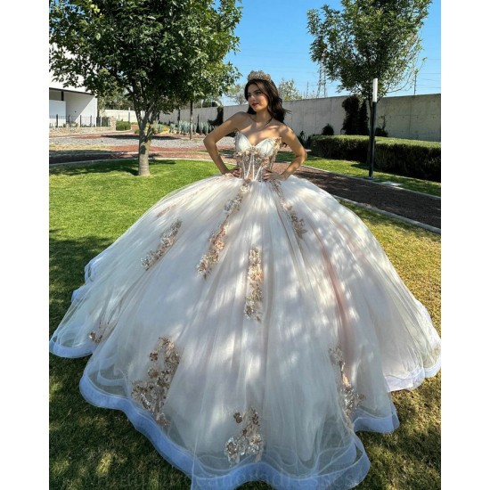 Sweetheart Neck Champagne Quinceanera Dresses 2024 Ball Gown Princess Dress Lace Appliques Two Piece Vestidos De 15 Anos