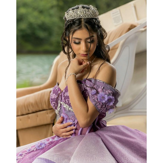 Off Shoulder Lilac Quinceanera Dress Sweet 15 Gowns Lace Appliques Wear Pageant Sweetheart Neck 2024 Instagram Gowns