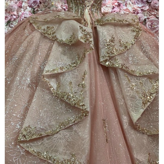 Off Shoulder Rose Gold Quinceanera Dress for Women Sweetheart Neck Crystal Evening Party Gown Sweet 15 Gown