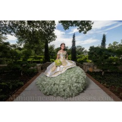 Ruffled Green On White Quinceanera Dress Lace Appliques Sweet 15 Gowns Off Shoulder 2024 Instagram Gowns Vestidos De 15 Anos