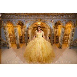 V Neck Gold Quinceanera Dress Off Shoulder Sweet 15 Gowns Lace Appliques Vestidos De 15 Anos Ruffled 2024 Instagram Gowns