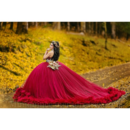 Off Shoulder Burgundy Quince Dress V Neck Instagram Gowns Birthday Party Dresses Ruffled Vestidos De 15 Anos