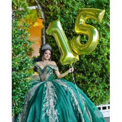 Off Shoulder Emerald Green Quince Dress Sweetheart Neck Instagram Gowns Birthday Party Dresses Lace Appliques Vestidos De 15 Anos