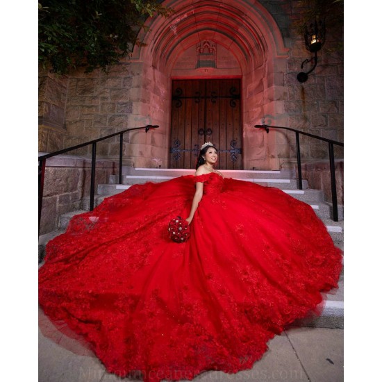 Off Shoulder Sweet 15 Gowns Red Quinceanera Dress Lace Appliques Wear Pageant Sweetheart Neck 2024 Ball Gown Princess Dresses