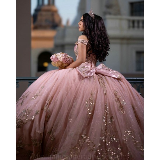 Rose Gold Quinceanera Dress Off Shoulder Sweet 15 Gowns Lace Appliques Wear Pageant Sweetheart Neck 2024 Ball Gown Princess Dresses With Bow