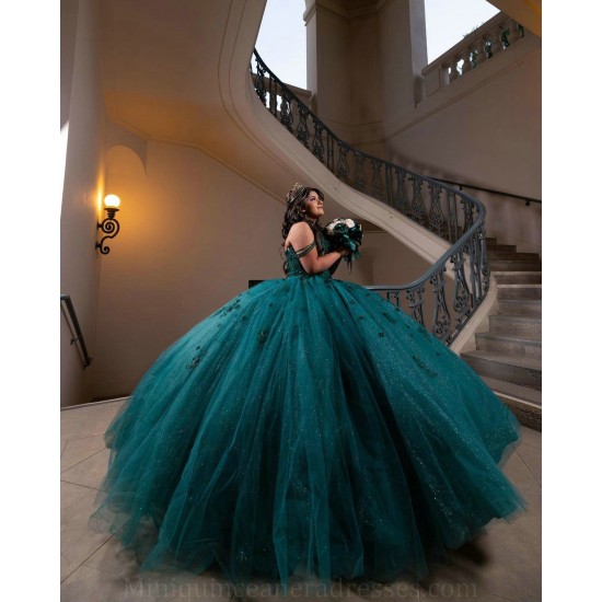 Sleeveless Emerald Green Quince Dress Lace Appliques Sequin Sweet 15 Prom Party Gowns Sweetheart Neck Vestidos De 15 Anos