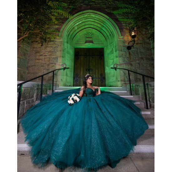 Sleeveless Emerald Green Quince Dress Lace Appliques Sequin Sweet 15 Prom Party Gowns Sweetheart Neck Vestidos De 15 Anos