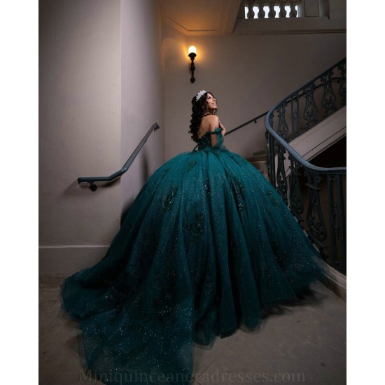 Strapless Emerald Green Quince Dress Sleeveless Birthday Party Gowns Lace Appliques Sweetheart Neck Vestidos De 15 Anos