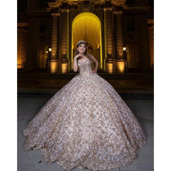 Sweetheart Neck Champagne Quinceanera Dress Sequin Wear Pageant 2024 Ball Gown Princess Dresses Sleeveless Sweet 15 Gowns