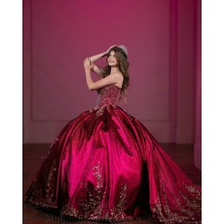 Pearl Sweet 15 Gowns Burgundy Quinceanera Dress Sleeveless Wear Pageant Lace Appliques Sweetheart Neck 2024 Ball Gown Princess Dresses