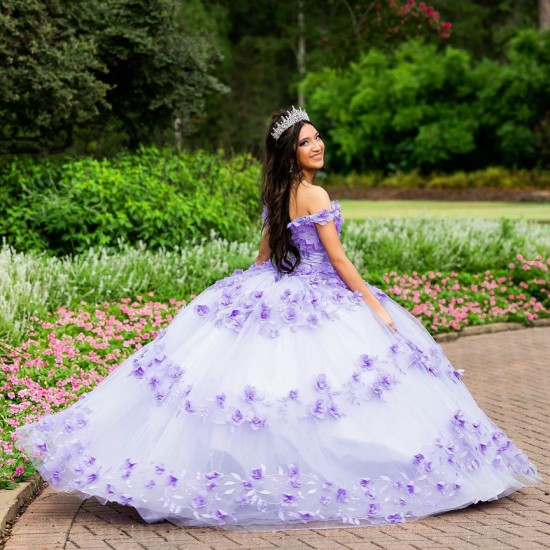 Girls Sweet 16 Dresses Lilac Quince Dress Sleeveless Lace Appliques Sweetheart Neck Vestidos De 15 Anos With 3D Flowers