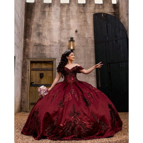 Off Shoulder Burgundy Quince Dress Sweetheart Neck Girls Sweet 16 Dresses Lace Appliques Vestidos De 15 Anos