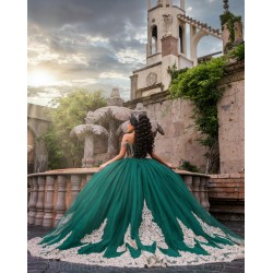 Off Shoulder Emerald Green Quince Dress Sweetheart Neck Sheer Bodice 2024 Ball Gown Lace Appliques Vestidos De 15 Anos