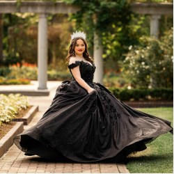 Sweetheart Neck Black Quince Dress Lace Appliques Girls Sweet 16 Dresses Off Shoulder Vestidos De 15 Anos