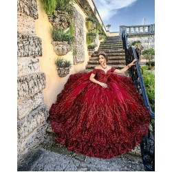 Off Shoulder Red Quince Dress Sweetheart Neck Birthday Party Gown Lace Appliques Vestidos De 15 Anos