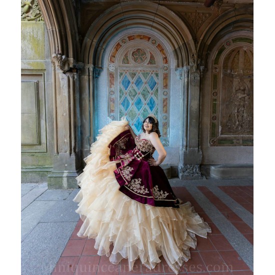 Ruffled Vestidos De 15 Anos Sleeveless Champagne On Red Quince Dress Lace Appliques Sweetheart Neck Birthday Party Dress