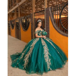 Off Shoulder 15 Anos Emerald Green Quince Dress V Neck Girl Birthday Gowns Lace Appliques Sweet 15 Gowns