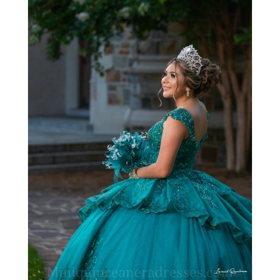 Sleeveless 15 Anos Emerald Green Quince Dress V Neck Women 2024 Ball Gown Lace Appliques Girl Birthday Gowns